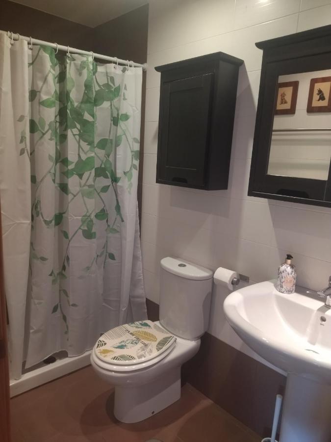 Apartamentos Mar Y Ola 1 Posada De Llanes المظهر الخارجي الصورة